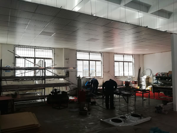 设备为什么要先看实物：自有厂房与展厅能看出来的几件事